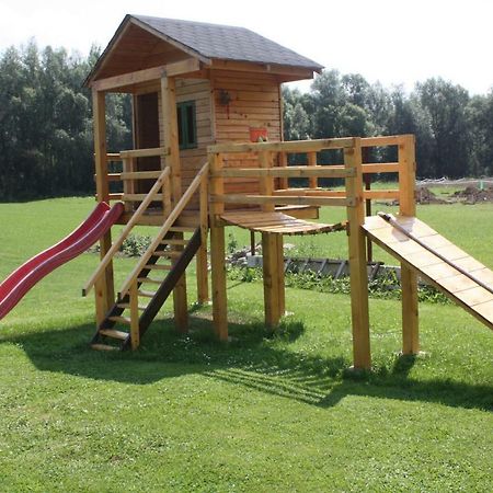 Apartamenty Przy Trakcie Cesarskim Венґерська Ґурка Екстер'єр фото