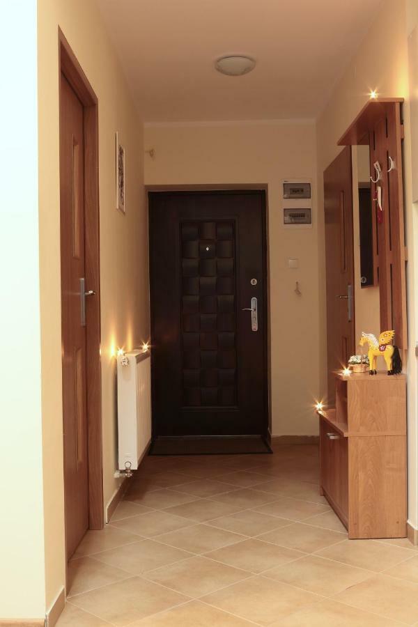 Apartamenty Przy Trakcie Cesarskim Венґерська Ґурка Екстер'єр фото