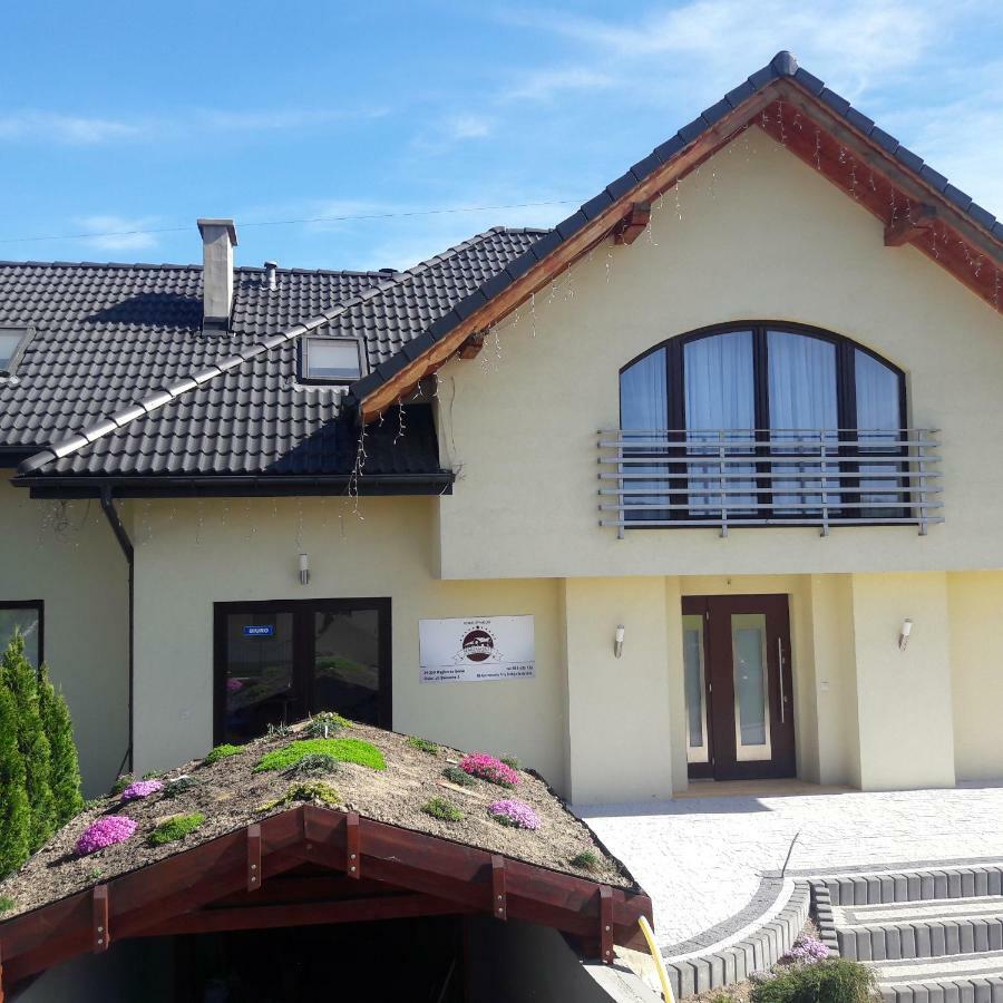 Apartamenty Przy Trakcie Cesarskim Венґерська Ґурка Екстер'єр фото